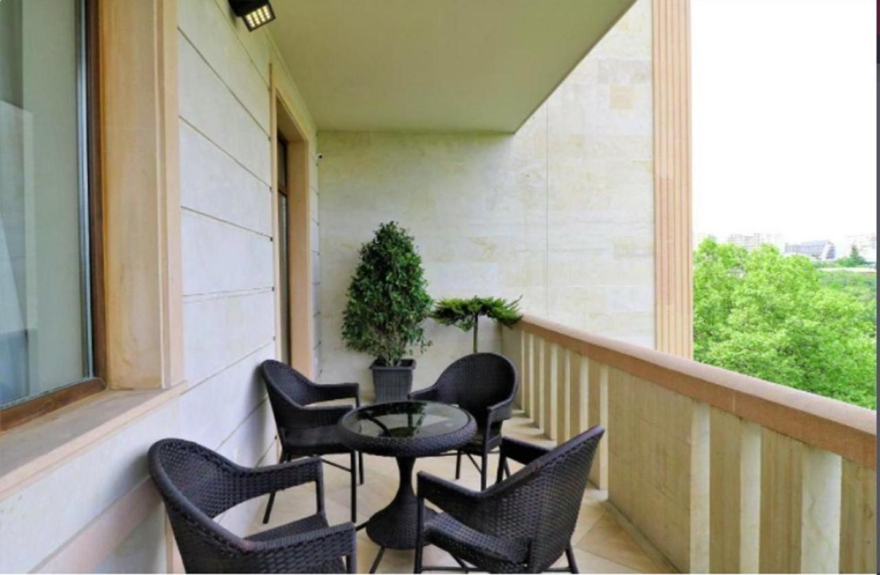 Sunset Tbilisi Luxury Aparthotel Exterior photo