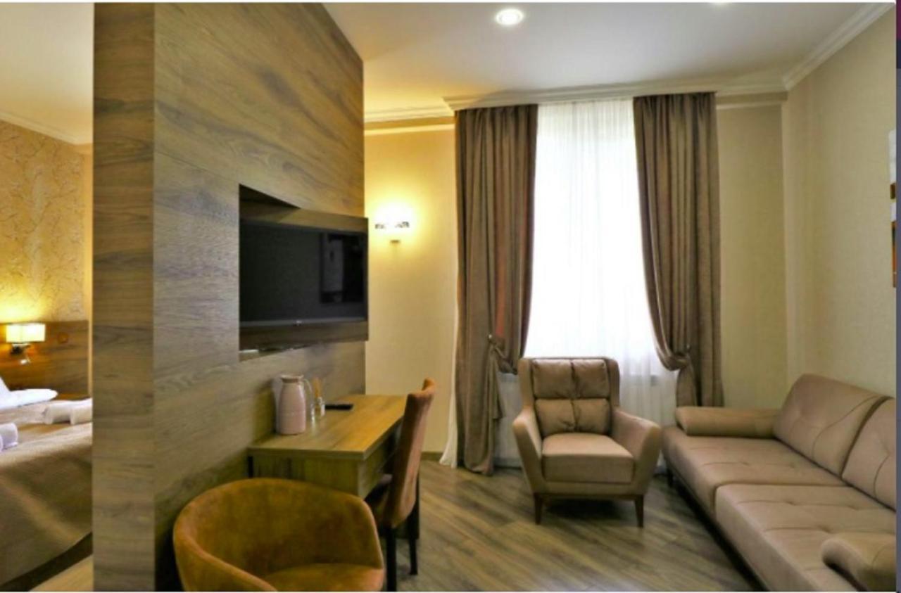 Sunset Tbilisi Luxury Aparthotel Exterior photo